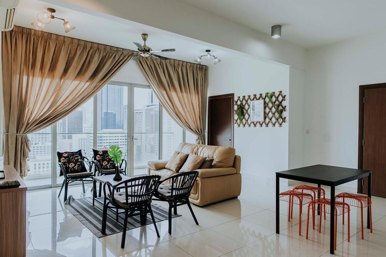 Regalia Residence The Sky Pool Suite 吉隆坡 外观 照片
